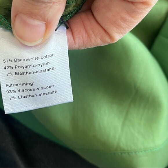 AKRIS for Bergdorf Goodman Green Pencil Skirt Size 4 - Picture 7 of 7